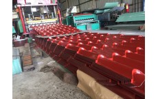 Tôn mạ màu đỏ đậm Hoa Sen dày 0.35mm