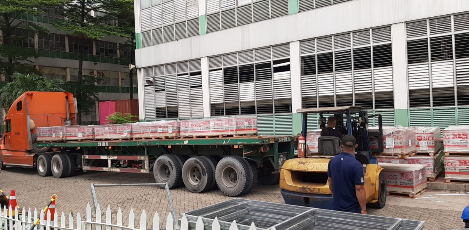 Tấm xi măng scg nhập khẩu, tấm xi măng giá rẻ, tấm xi măng tại Bình Dương